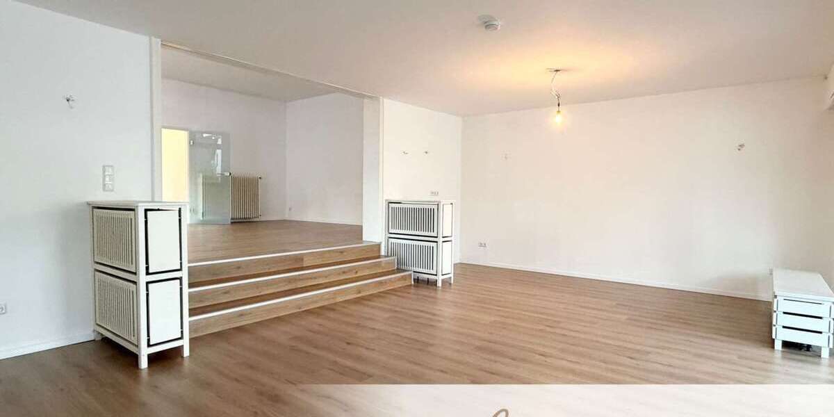 Etagenwohnung Bergisch Gladbach Gronau - 4 Zimmer, 153 m&sup2;, 1.900&euro; | Angebot:27684306