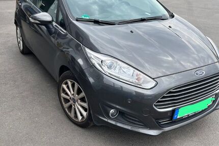 Ford Fiesta 49.990 km 12.900 &euro; Troisdorf 53840