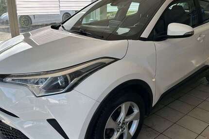 Toyota C-HR 81.000 km 16.999 € Bonn 53119