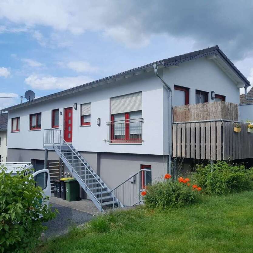 Wohnung zum Mieten in Rheinbach-Loch 820 € 86 m²