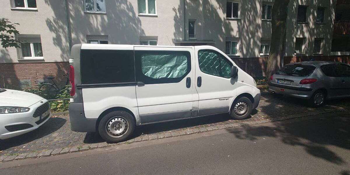 Renault Trafic 262.000 km 7.300 &euro; Bocklemünd/Mengenich (Köln) 50829