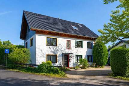 Haus Hennef - 7 Zimmer, 212 m&sup2;, 425.000&euro; | Angebot:26950067