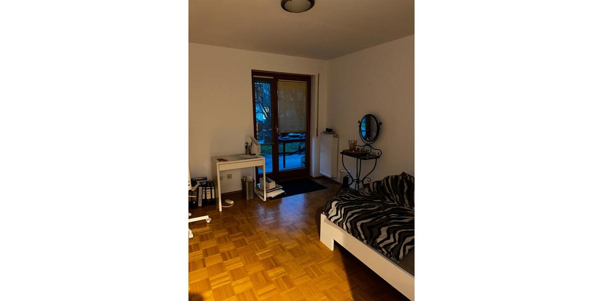 Erdgeschoßwohnung Bonn Gielgen - 3 Zimmer, 100 m&sup2;, 1.700&euro; | Angebot:24693694