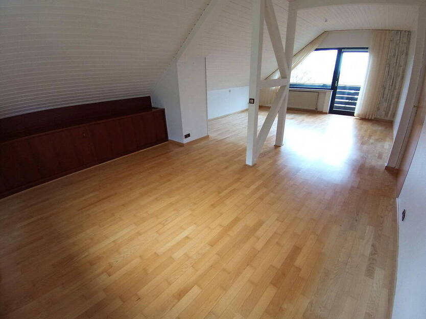 Ruhige Lage mit Blick auf Rhein und Bonn, großes Grundstück, schönes Haus mit EinliegerWohnung