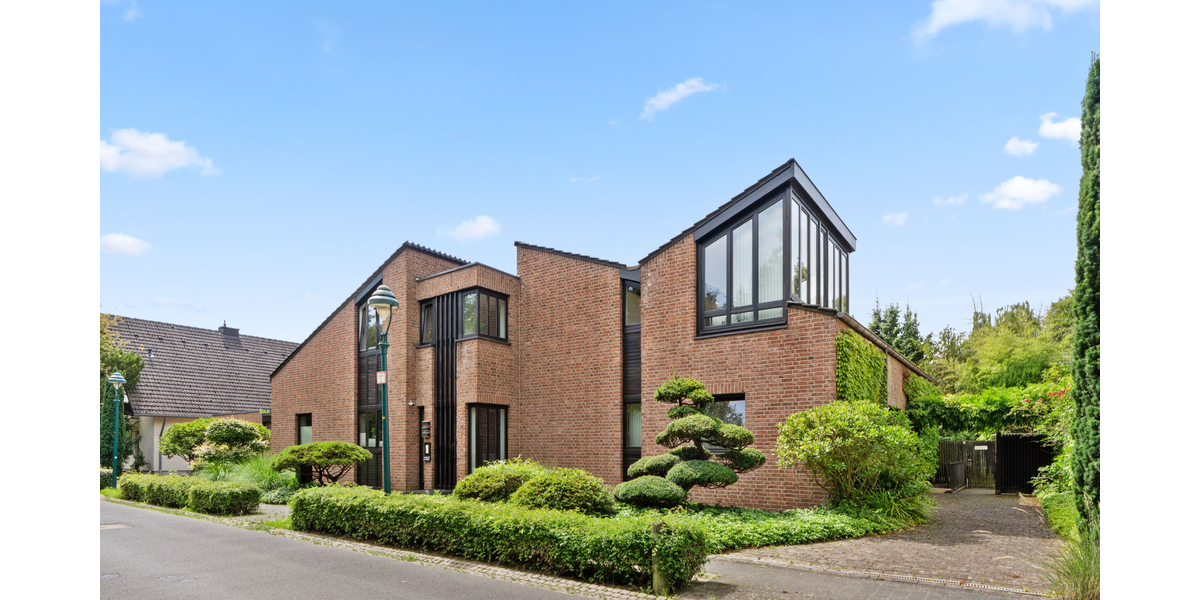 Top Lage in Bonn-Röttgen: Hochwertiges, flexibel nutzbares Architektenhaus mit Einliegerwohnung und Traumgarten. - Einfamilienhaus Bonn / Röttgen Röttgen | Angebot:24813522