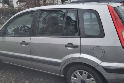Ford Fusion 203.000 km 1.100 &euro; Königswinterer 53639