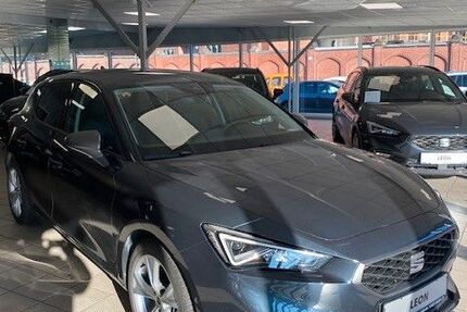 Seat Leon 12.300 km 24.900 &euro; Köln 50677