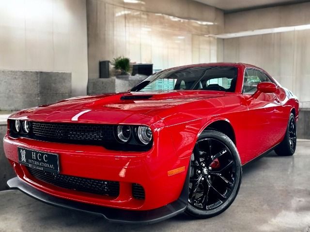 Dodge Challenger 18.983 km 37.390 € Troisdorf/Spich 53842