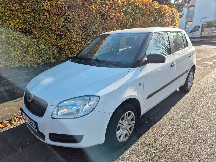 Skoda Fabia 199.200 km 2.100 € Köln 51145