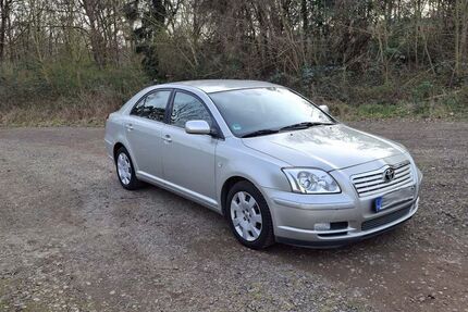 Toyota Avensis 172.000 km 3.000 &euro; Bonn 53111
