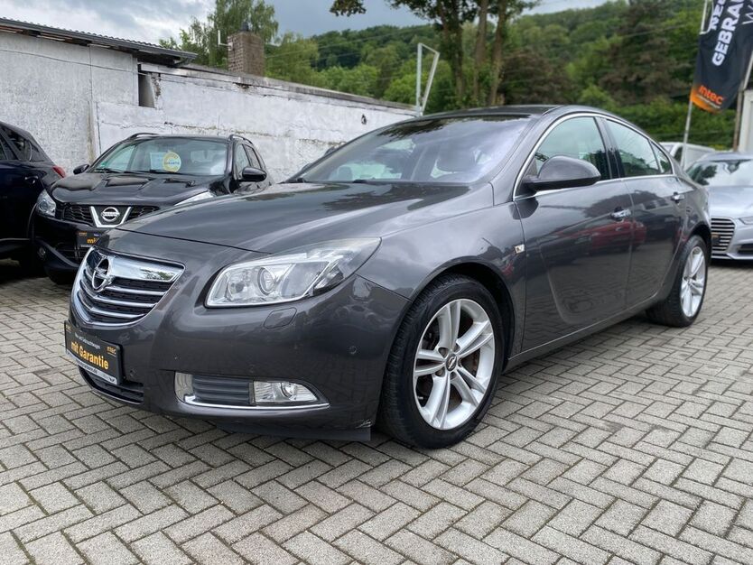Opel Insignia 159.000 km 6.299 € Bonn 53179