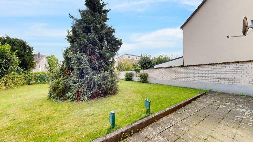 Alt-Hürth! Überwiegend renovierte 2-Zimmer Mietwohnung im Hochparterre mit Sonnenterrasse und Gemeinschaftsgarten in einem ruhigen Wohngebiet! (SN 493 2 zimmer