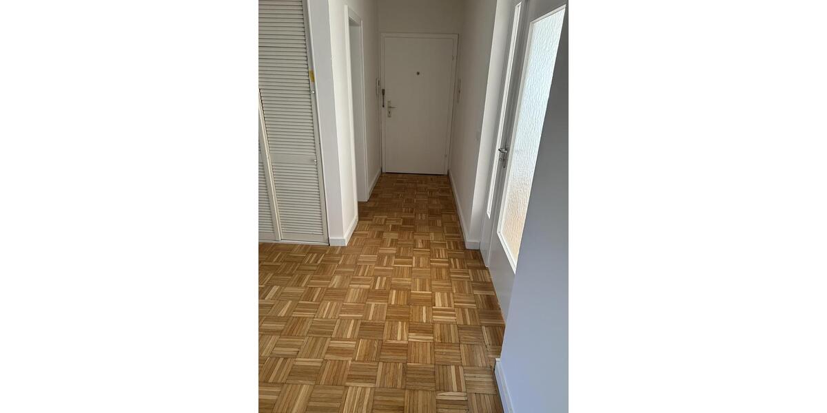 Etagenwohnung Bonn Tannenbusch - 3 Zimmer, 82 m&sup2;, 375&euro; | Angebot:26364634