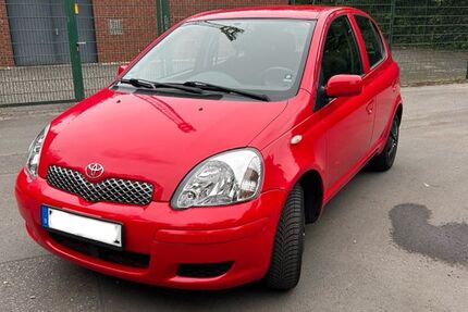 Toyota Yaris 170.300 km 1.500 € Bonn 53125