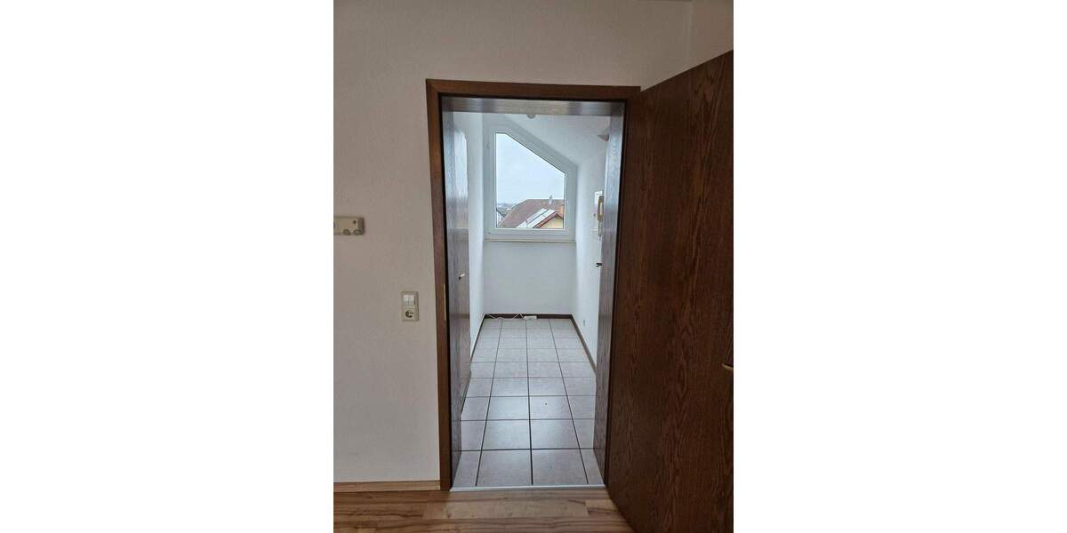 Etagenwohnung Hennef (Sieg) Hennef - 2 Zimmer, 55 m&sup2;, 550&euro; | Angebot:24632534