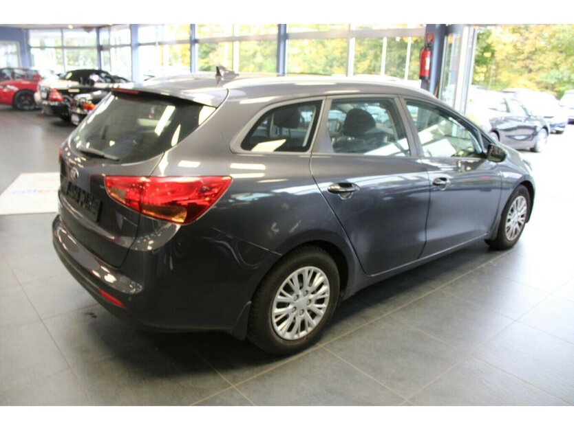 Kia ceed 1.6 GDI SW Edition 7 97.900 km 9.980 € Euskirchen 53881