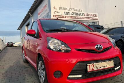 Toyota Aygo (X) 44.240 km 6.899 &euro; Rheinbach 53359