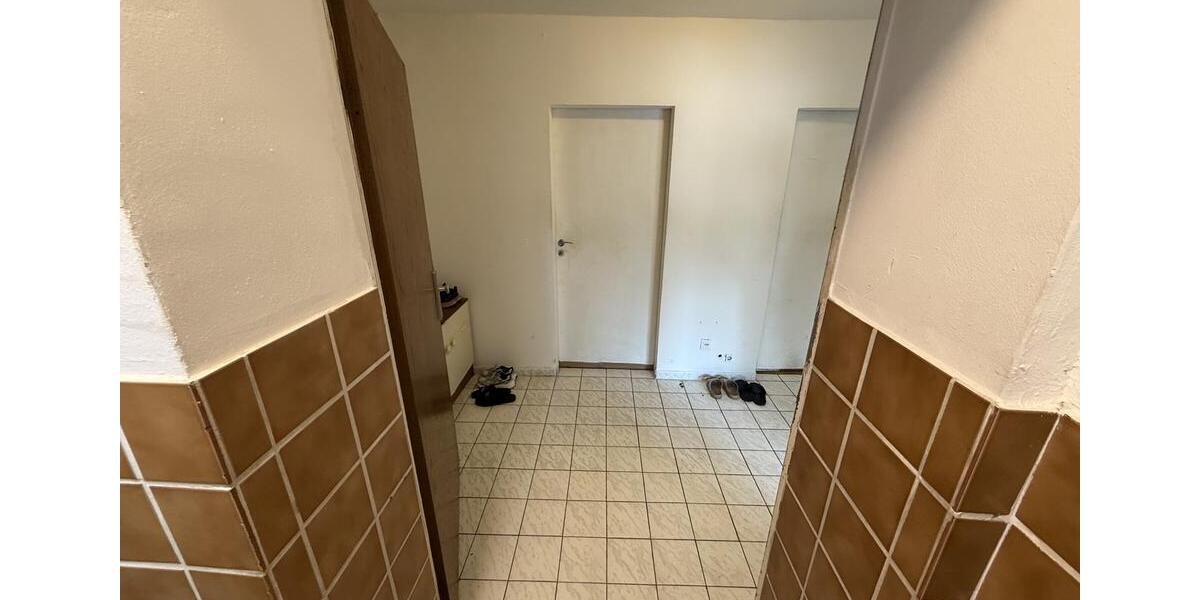 Etagenwohnung Köln Kalk - 3 Zimmer, 70 m&sup2;, 1.100&euro; | Angebot:26290033