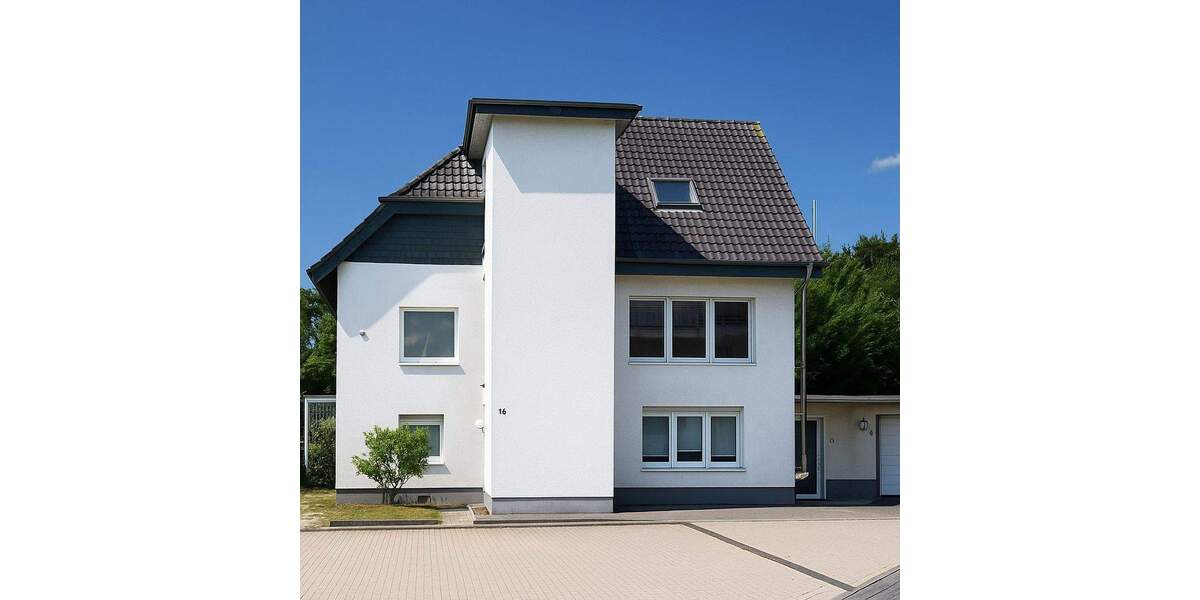 Modernes und gepflegtes MehrfamilienhausMehrgenerationenhaus in Rösrath 7 zimmer