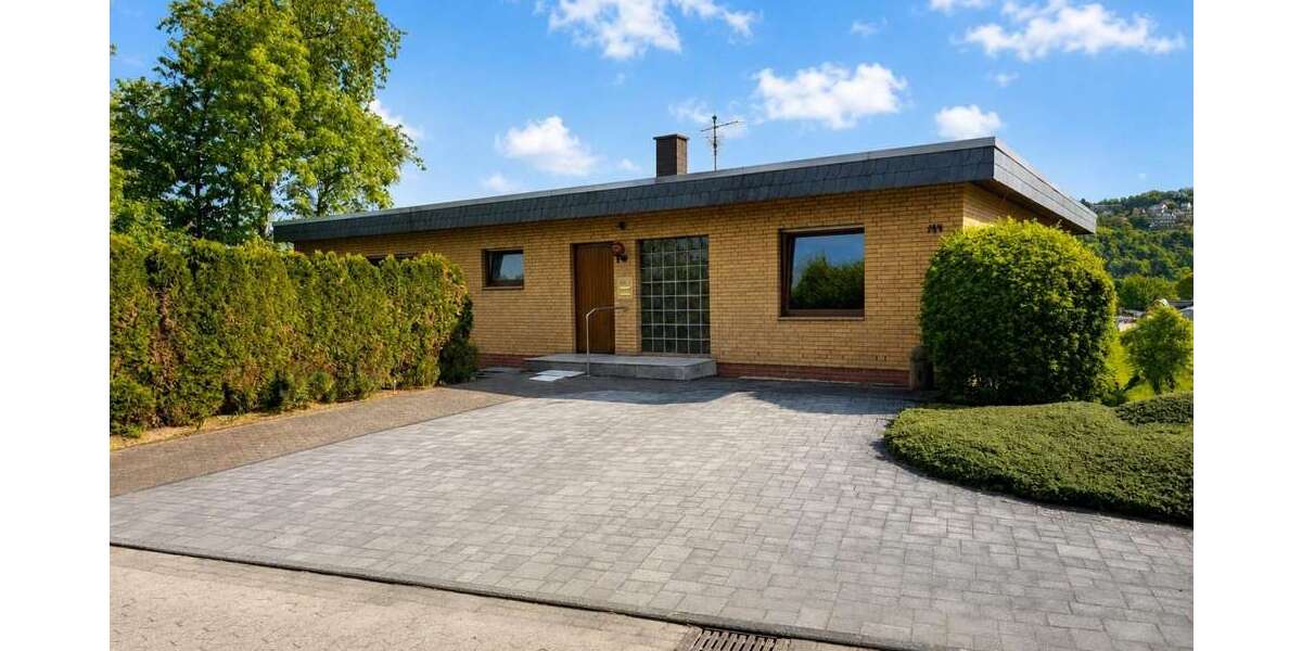 Etagenwohnung Remagen / Kripp Kripp - 5 Zimmer, 150 m&sup2;, 1.500&euro; | Angebot:25853631