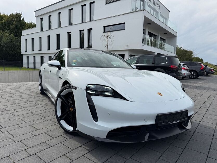 Porsche Taycan 79.000 km 88.490 € Köln 51105