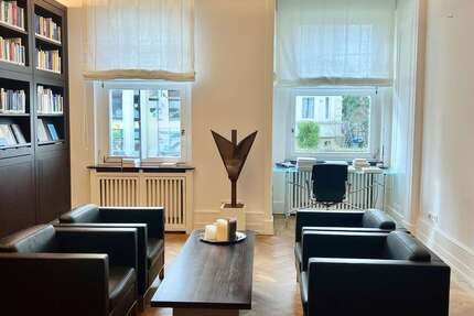 Haus zum Kaufen in Bad Godesberg 3.559.000 € 553 m² 19 zimmer