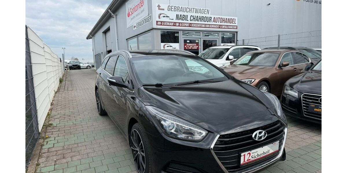 Hyundai i40 104.500 km 8.999 &euro; Rheinbach 53359