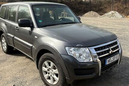 Mitsubishi Pajero 153.630 km 21.990 &euro; Vettelschoss 53560
