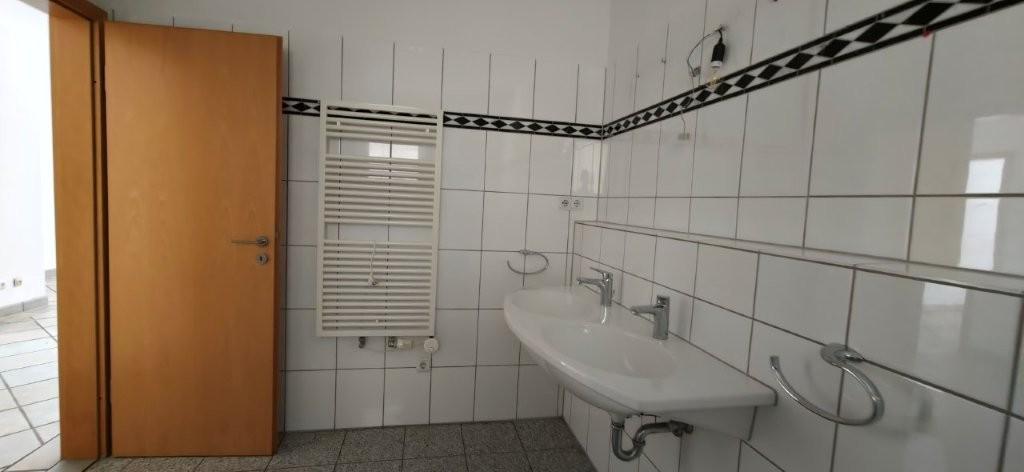 Köln-Junkersdorf, schiclke 3-Zimmer Wohnung mit Kamin, großer Terrasse und TG-Stellplatz - Terrassenwohnung Köln Junkersdorf | Angebot:26181670