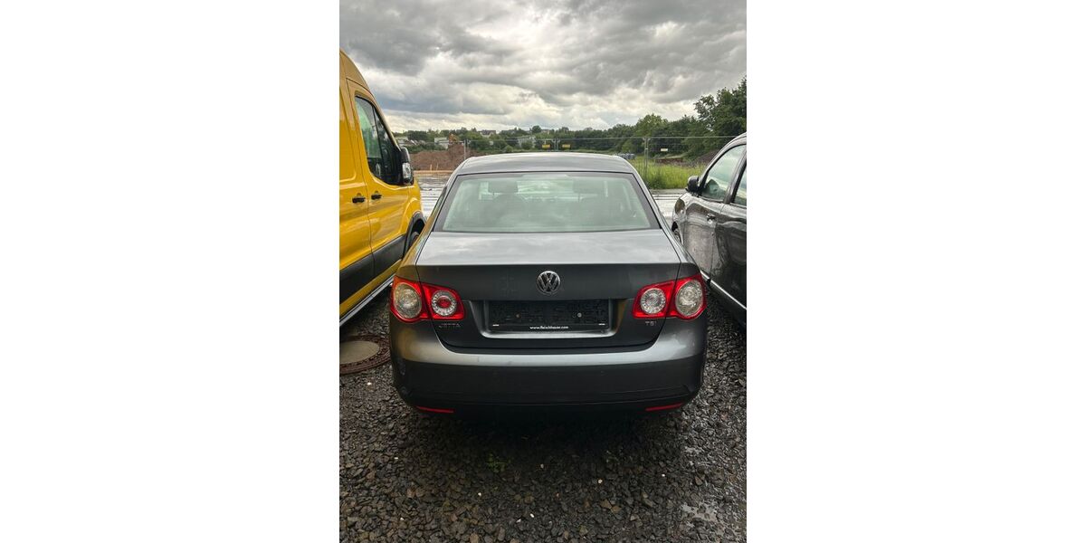 VW Jetta 156.298 km 4.800 &euro; Bonn 53121