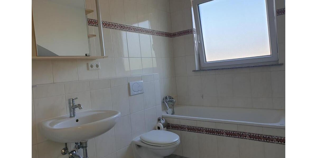 Dachgeschoßwohnung Köln Mülheim - 3 Zimmer, 85 m&sup2;, 314.000&euro; | Angebot:24559754