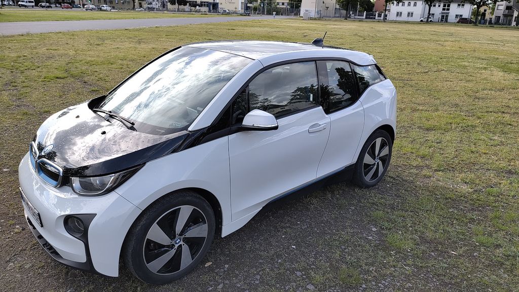 BMW i3 125.000 km 14.700 &euro; Bonn 53229