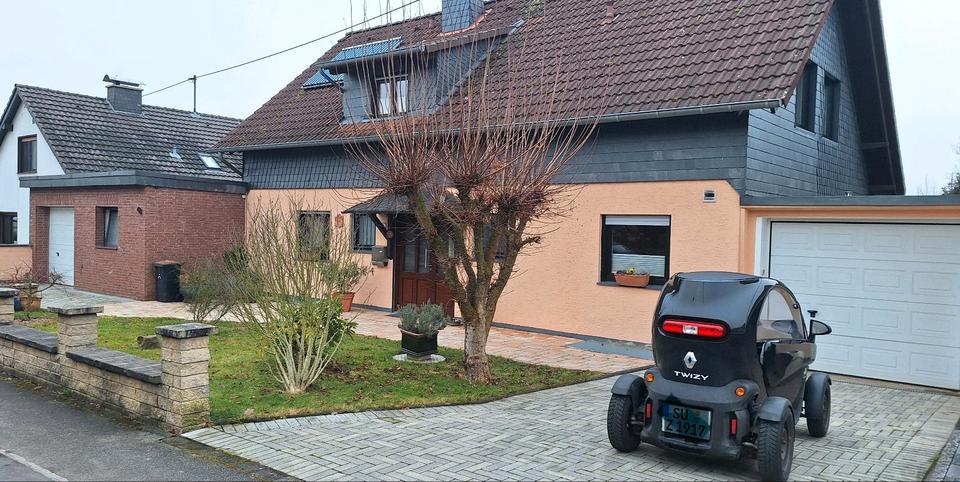 Einfamilienhaus Lohmar - 6 Zimmer, 200 m&sup2;, 650.000&euro; | Angebot:24838520