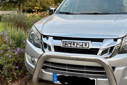 Isuzu D-Max 211.000 km 14.500 € Windeck 51570