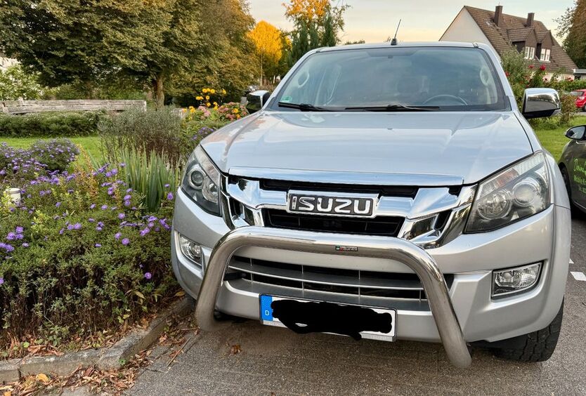 Isuzu D-Max 211.000 km 14.500 € Windeck 51570