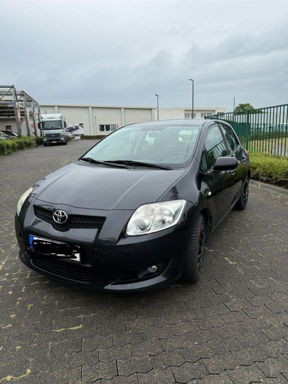 Toyota Auris 186.900 km 3.150 € EUSKIRCHEN 53879