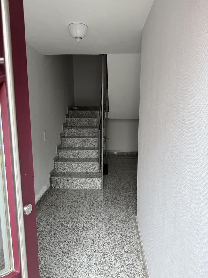 Exklusives Business-Stadthaus mit Lichtgalerie (hochwertig möbliert) – ideal für Führungskräfte