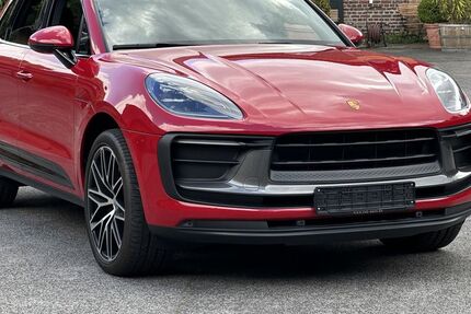 Porsche Macan 19.600 km 66.790 &euro; Frechen (bei Köln) 50226