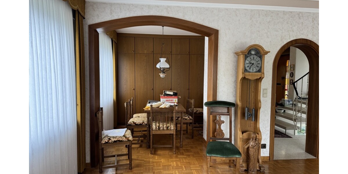 Freistehendes Einfamilienhaus mit großem Grundstück in Ließem - Einfamilienhaus Wachtberg / Ließem Ließem | Angebot:24713302