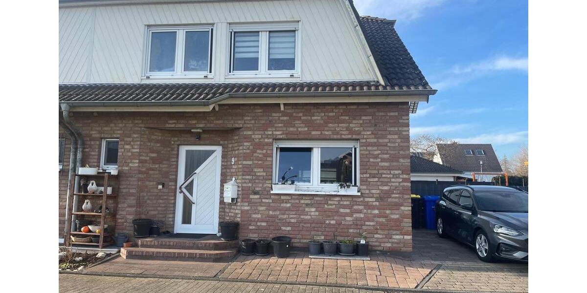 Doppelhaushälfte Wesseling - 4 Zimmer, 113 m&sup2;, 1.800&euro; | Angebot:24738113