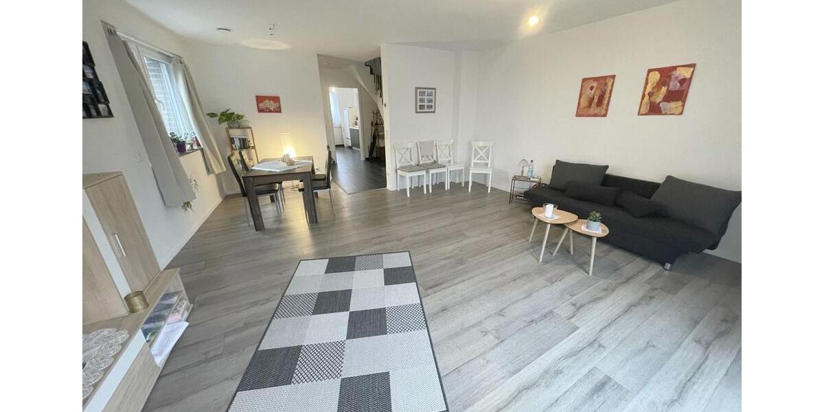 Siegburg-Stadtrand: Ein ganzes Haus - sofort einziehen und ankommen! 4 zimmer