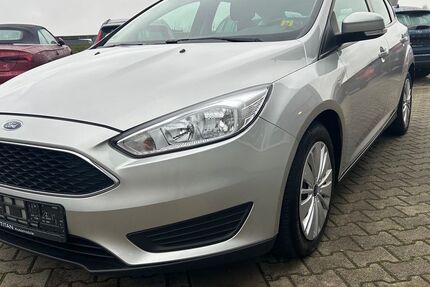 Ford Focus 114.000 km 5.850 &euro; Erftstadt 50374