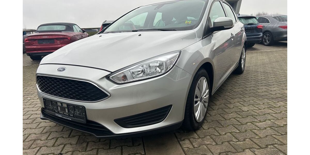 Ford Focus 114.000 km 5.850 &euro; Erftstadt 50374