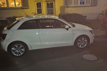 Audi A1 100.600 km 8.990 &euro; Bonn 53129