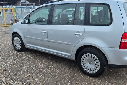 VW Touran 346.286 km 2.999 € BONN 53227