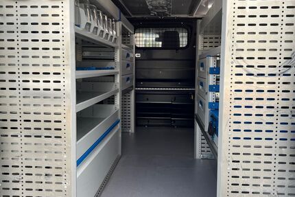 Opel Vivaro 96.102 km 22.900 € Köln-Riehl 50735