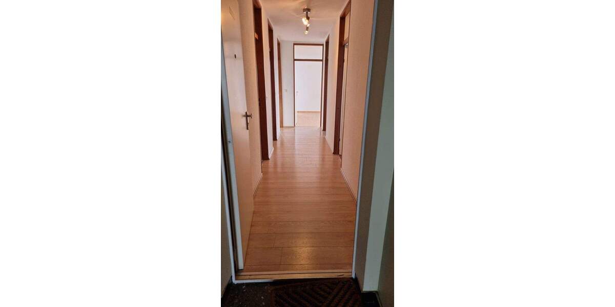 Etagenwohnung Bonn Poppelsdorf - 3 Zimmer, 83 m&sup2;, 279.000&euro; | Angebot:25744485