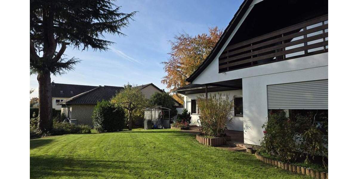Mehrfamilienhaus, Wohnhaus Sankt Augustin Hangelar - 6 Zimmer, 202 m&sup2;, 610.000&euro; | Angebot:25660472