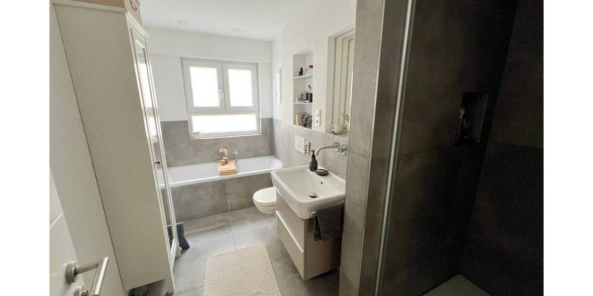 Etagenwohnung Bonn Küdinghoven - 3 Zimmer, 88 m&sup2;, 1.250&euro; | Angebot:26800111