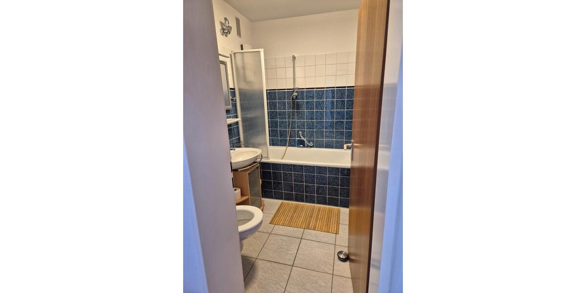 Etagenwohnung Frechen - 2 Zimmer, 62 m&sup2;, 1.100&euro; | Angebot:26337649